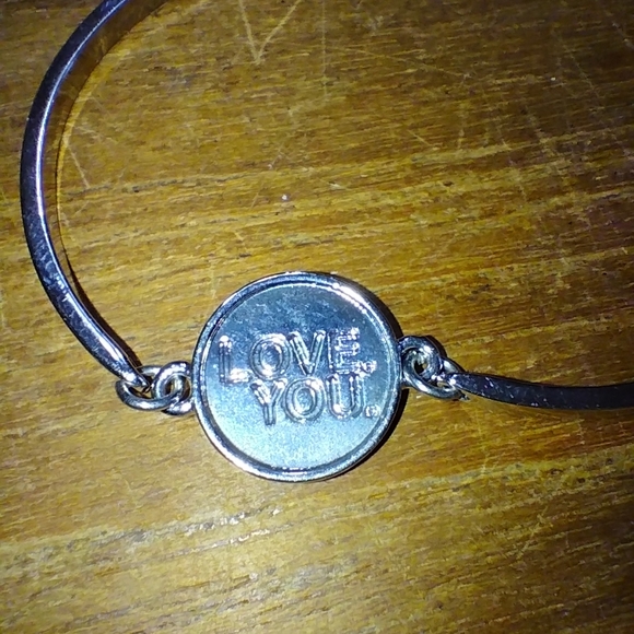 Silver Heart Necklace & Silver Love You Bracelet, Perfect for Valentine'… - Picture 10 of 11